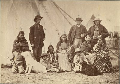 Gruppo vicino a Fort Laramie, Dakota, 1868 da Alexander Gardner